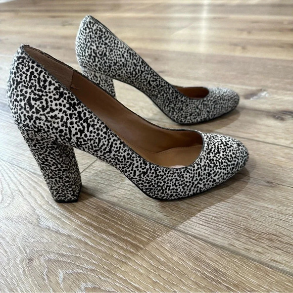 J Crew Women's Black & White Cheetah Print Calf Hair Block Heels Size 9 GUC - Picture 2 of 10
